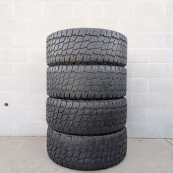 35/12.50/20 SET OF TIRES USED 