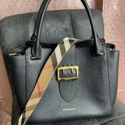 Black leather tote Burberry bag with plaid straps 