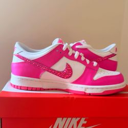 Nike Shoes With Crystals 