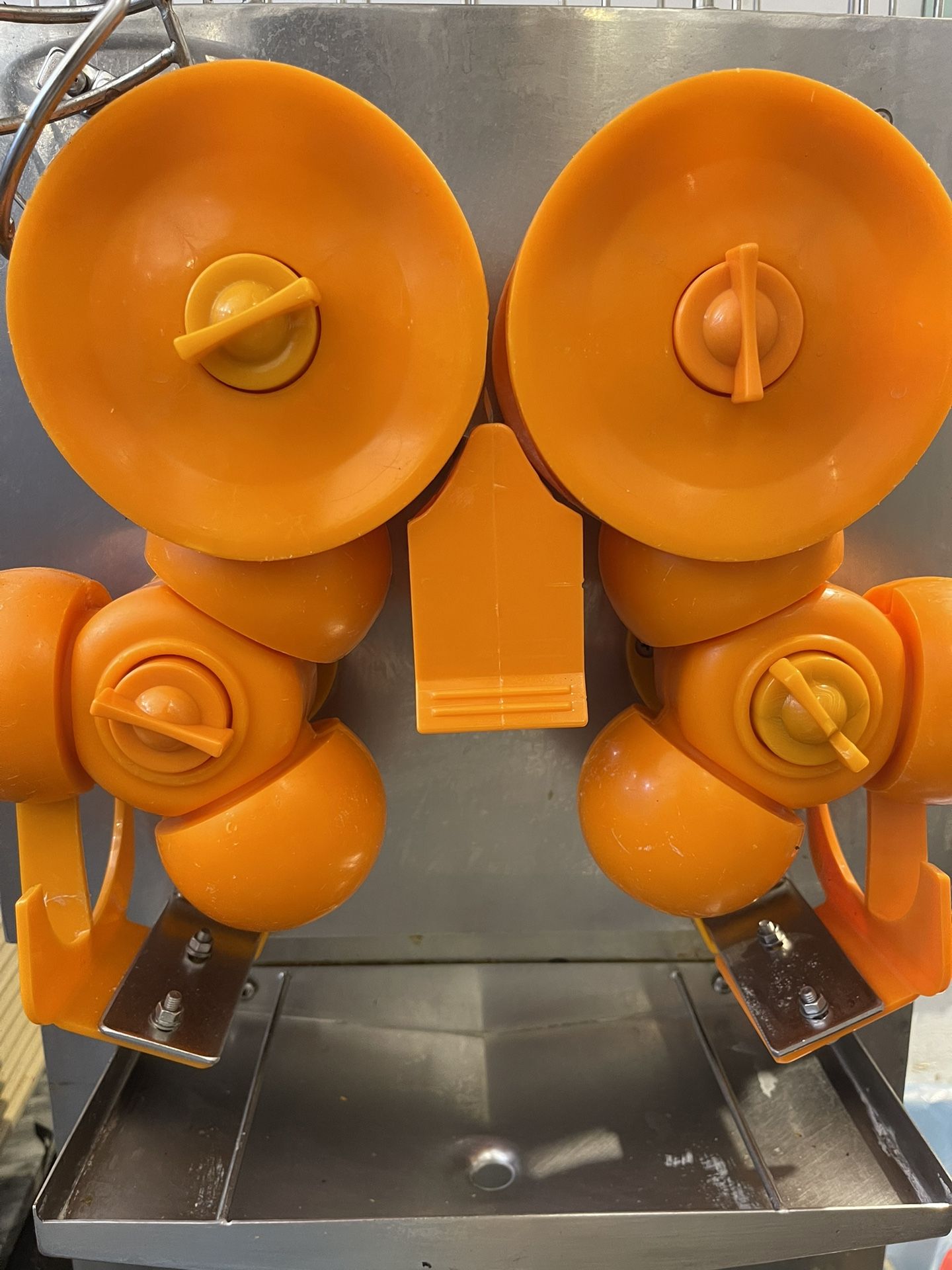 Fresh Orange Juice Machine