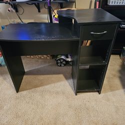 Computer desk