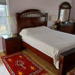 Full Queen Bed Set