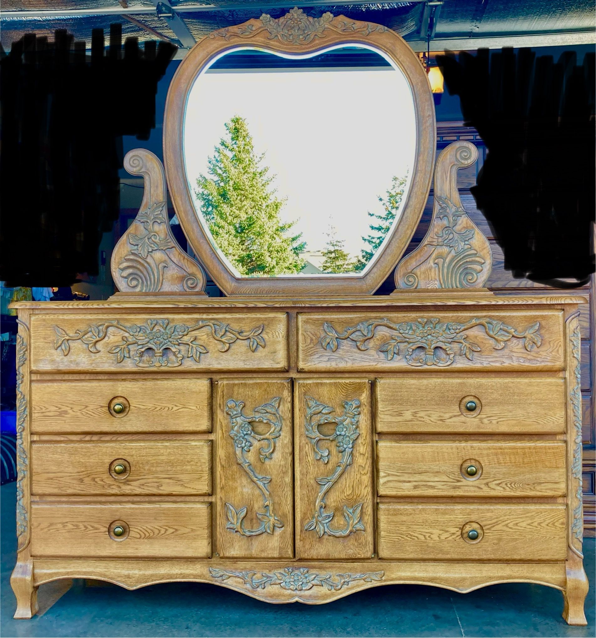 10 Drawer Oak Dresser Chest with Heart Shaped Beveled Mirror