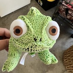 pascal rapunzel Disney Stiffed Animal Tangled 