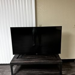 Hisense flatscreen LED LCD TV