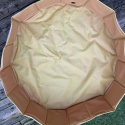 Small Shallow Enclosure/Pool