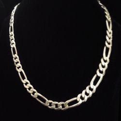 18" x 9.5 mm Heavy Solid Sterling Silver Figaro Link Necklace. Italy, MINT!