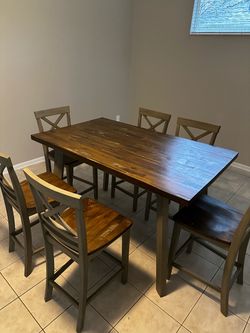 Table and 6 chairs