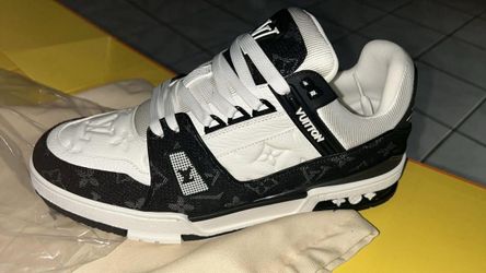 Black & white sneakers