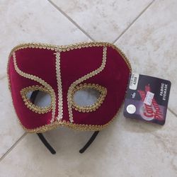 Crimson Scarlett Masquerade Eye mask Brand New
