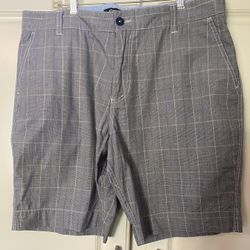 Canterbury of NewZealand,Blue/Tan Flat Front Shorts w/Windowpane design,Men’s 38
