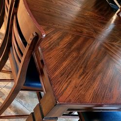 Dinning Room Table And Chairs