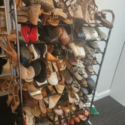 2 SHOE RACKS 