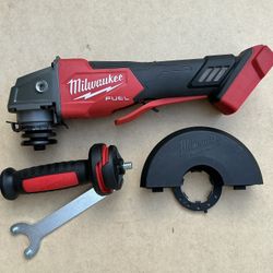 Milwaukee  2880-20 M18 FUEL 18V Lithium-Ion Brushless Cordless 4-1/2 in./5 in. Grinder w/Paddle Switch (Tool-Only) 