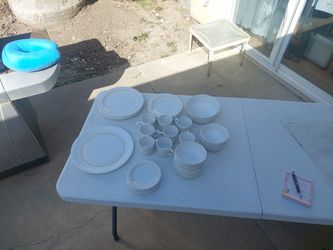 1970s Corning Centura April Tulip Set