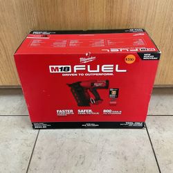 MILWAUKEE 2844-20 DUPLEX NAILER (TOOL ONLY).