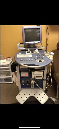 2008 GE Voluson 730 Pro ultrasound equipment. Comes as pictured rab 4-8L (4D) probe, Sony dvd recorder, Sony 23md color printer, Sony 897md black & w