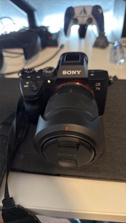 Sony A73