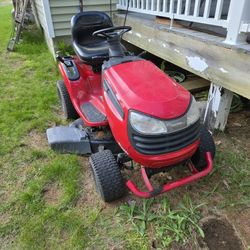Riding Lawnmower 