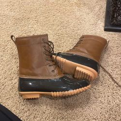 Duck boots 