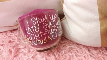 Holographic coffee mug