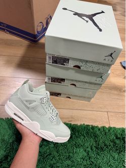 BRAND NEW JORDAN 4 SEAFOAMS $150
