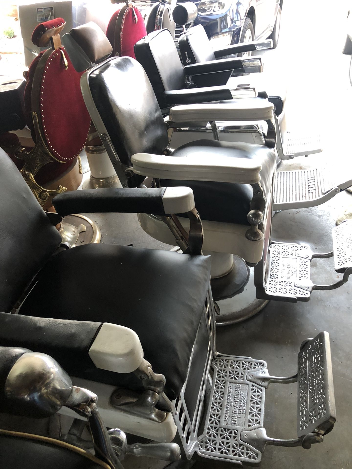 Classic Barber Chairs 1k And Up Each