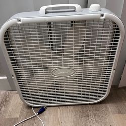 Classic 22.5" White Box Fan with Weather-Resistant Motor – 3 Speeds,