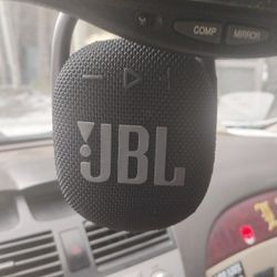 JBL Portable Blue Tooth Speaker