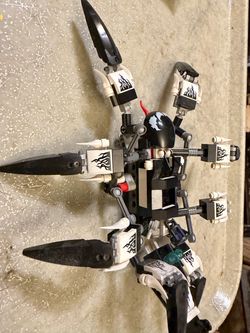 Lego spider vehicle