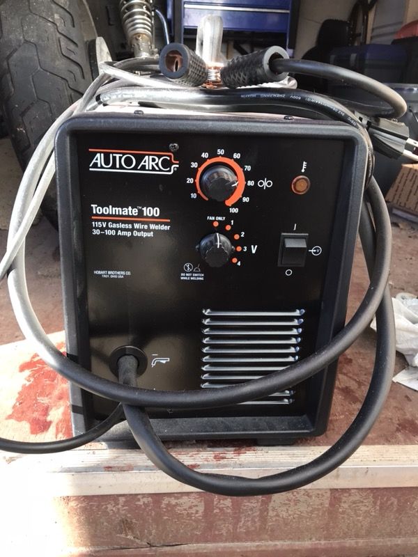 Hobart Auto Arc Toolmate 100- flux core welder