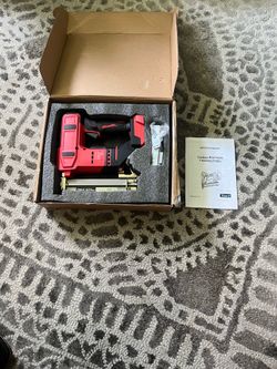 Cordless Brad nailer