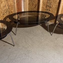 Beautiful 3 Piece Coffee & End Tables Set - Delivery Available!