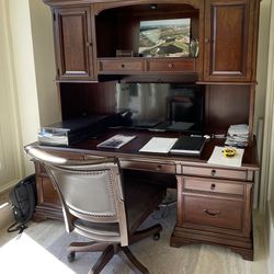 Office Furniture With Chair