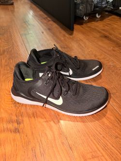 Women's Nike Free Runs size 9.5