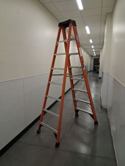 Werner 8 foot ladder $20