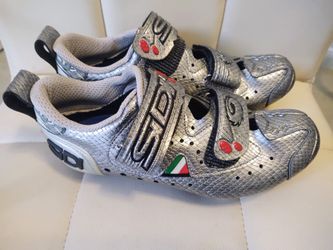 SIDI CYCLING SHOES Women's 7.5 us.