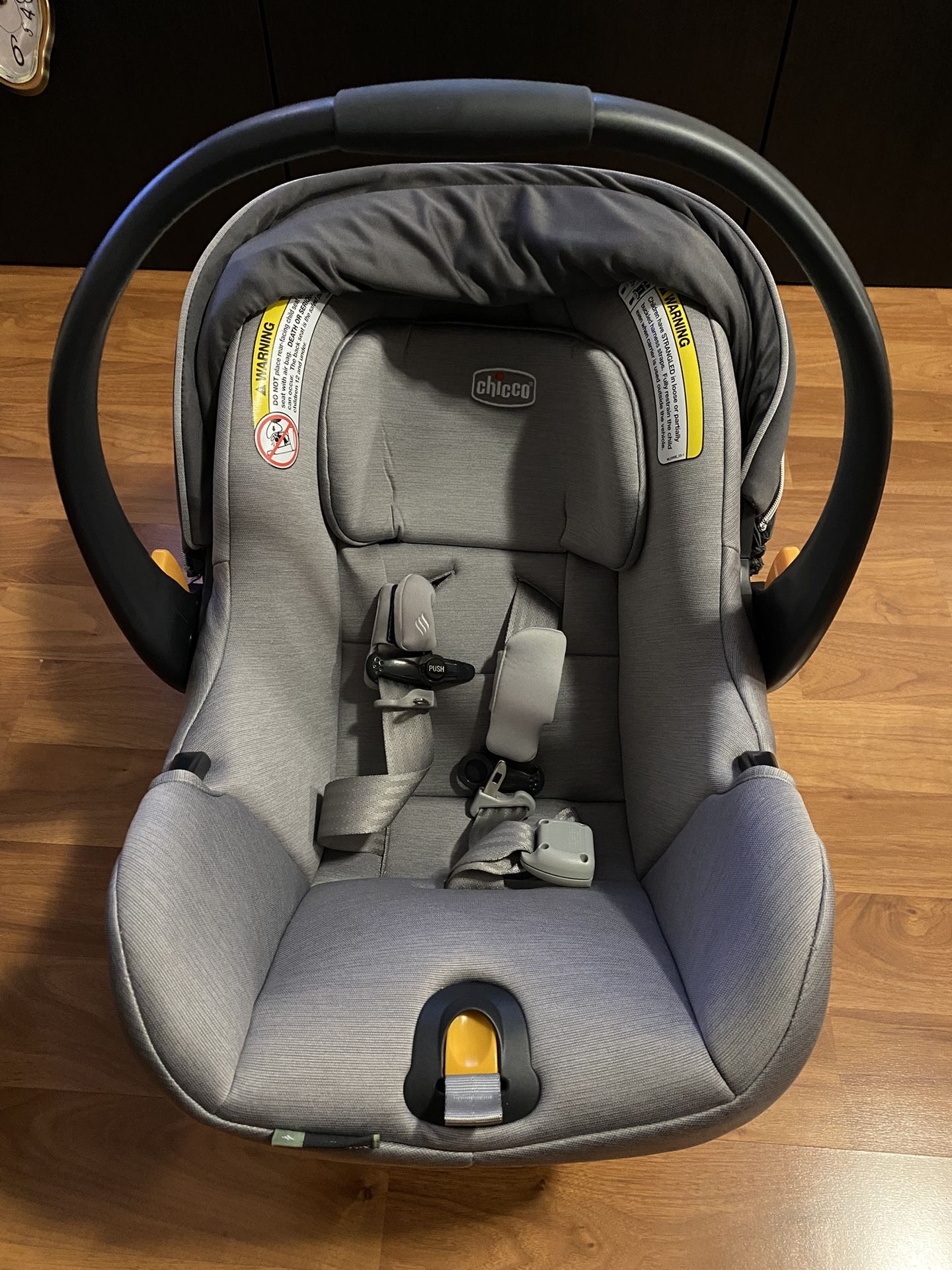 Chicco keyfit 35 Car seat
