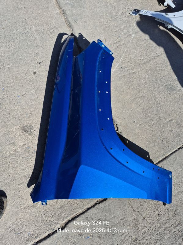 Chevy Colorado Right Fender Oem