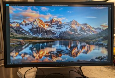 HO Omen Transcend 32"  Gaming monitor