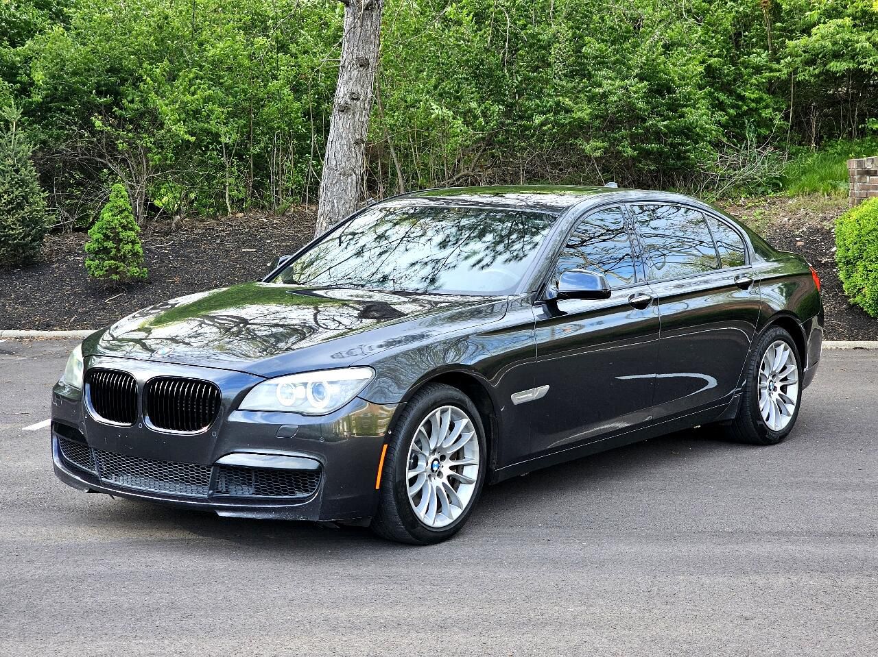2011 BMW 7-Series
