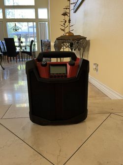 HILTI R 6-22 Battery-powered portable job site radio