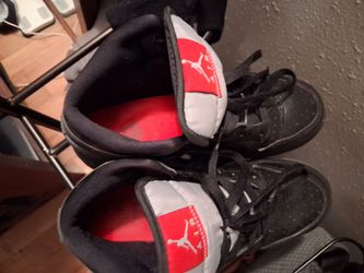 The Nike Air Jordan 1 Mid SE 'Black Metallic Reimagined'