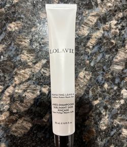 NEW LOLAVIE PERFECTING LEAVE IN HAIR TREATMENT $4!