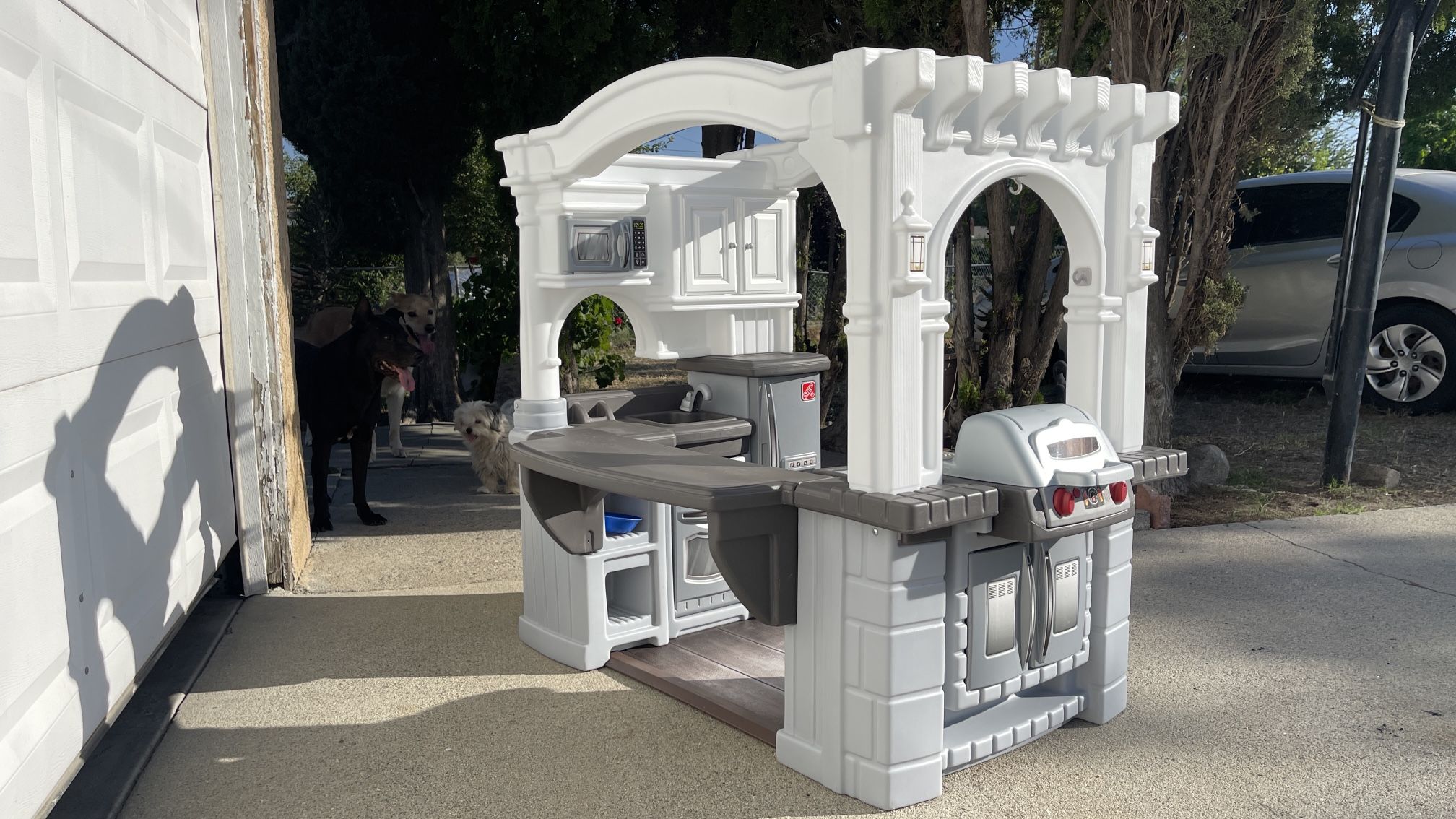 Step2 Grand Walk-in Kitchen & Grill Kids Playset,