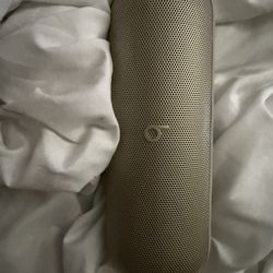 Beats Pill