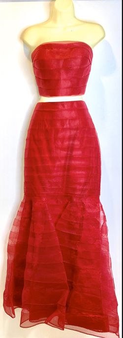 New With Tags Size 10 Two Piece Blush Prom Dress $125
