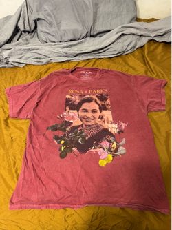 Graphic tee