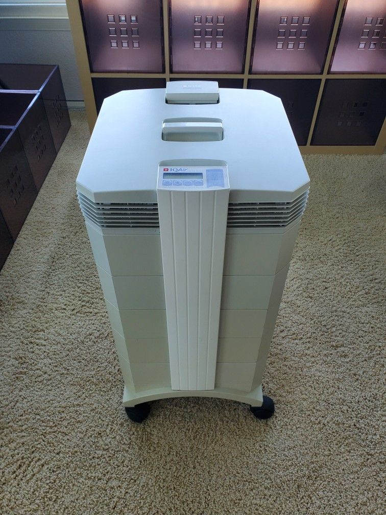 IQAir HealthPro Plus Air Purifier With PF40 Course Dust Filter Kit Installed