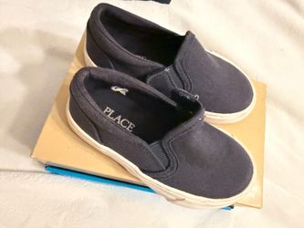 Navy toddlers boys slip on shoes for dressy or casual wear